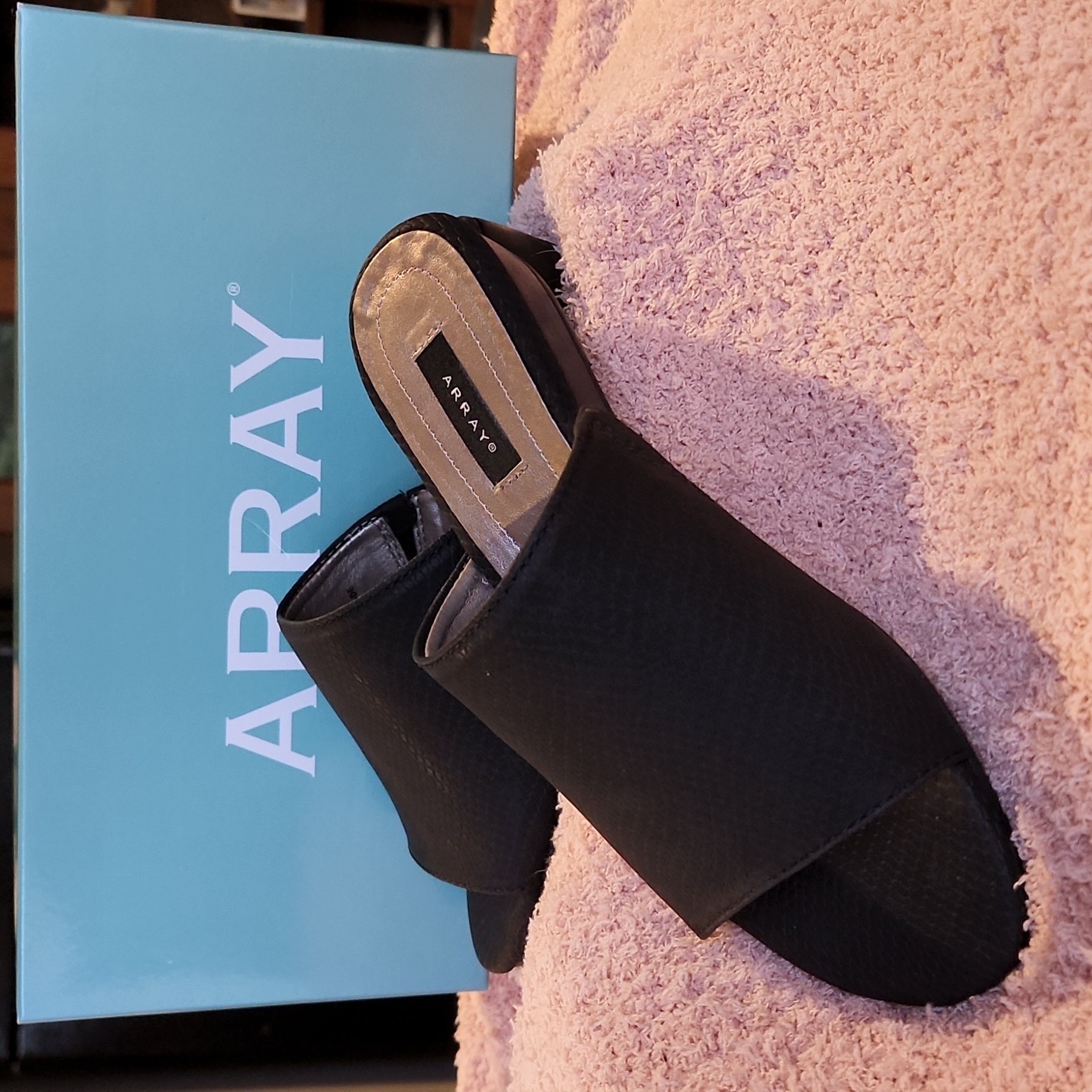Black Array Slides